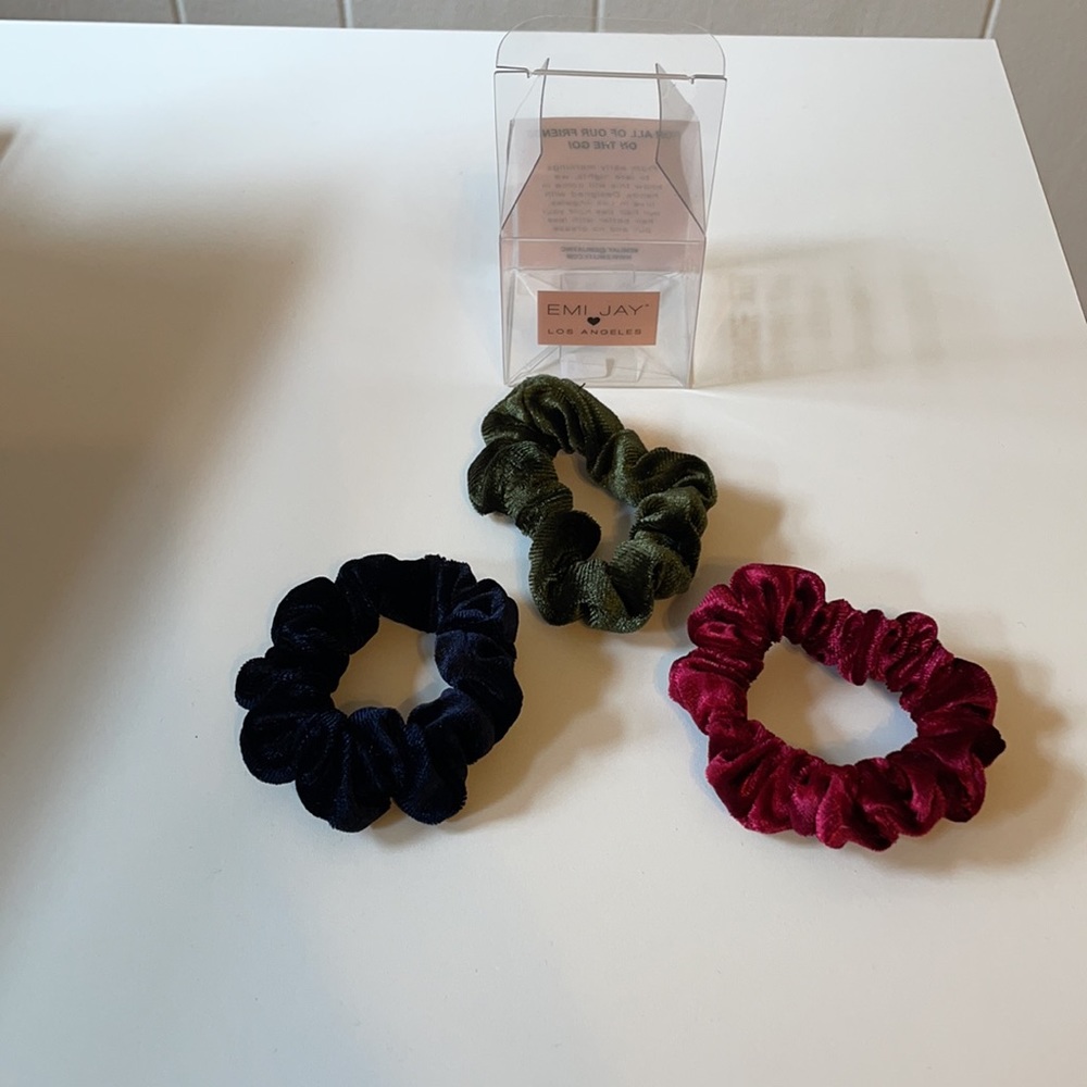 New Never Worn Velvet 3 Pack Mini Scrunchies In Original Packaging Jewel Tones
